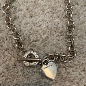 🔥🔥EUC Tiffany’s Heart Tag Toggle Necklace 🎊🎉